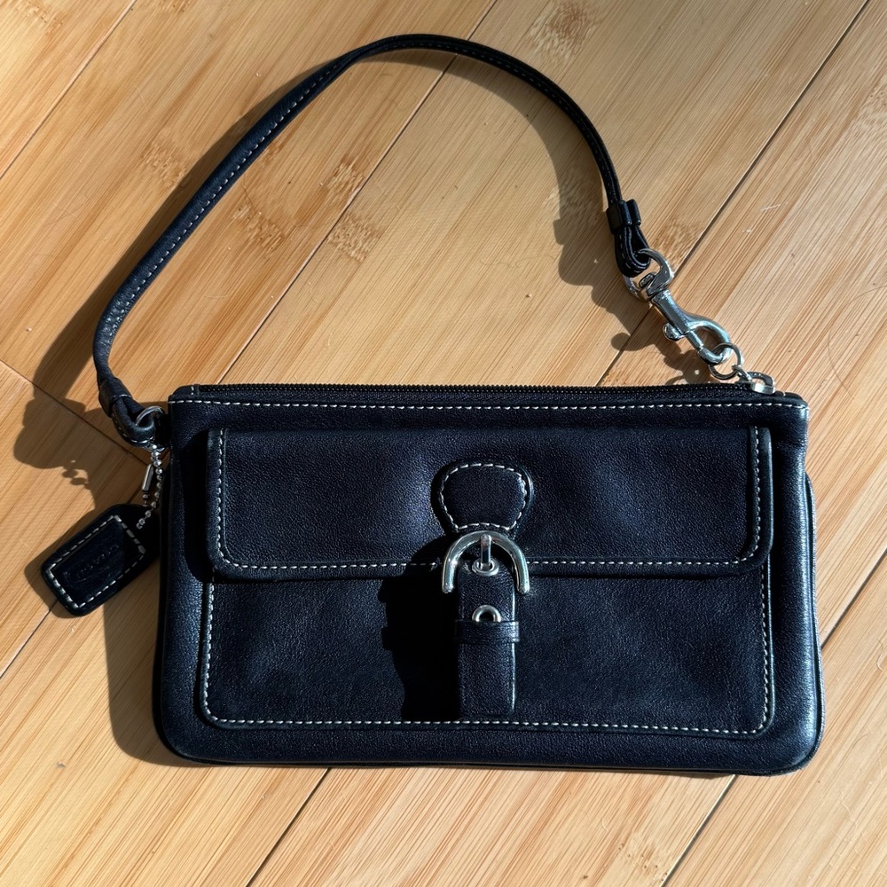 Vintage Coach Bleecker Black Leather Buckle Flap Wristlet Wallet‎ Purse EUC